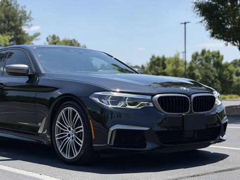 Used 2020 BMW M550i xDrive w/ Executive Package AWD/4WD image 10