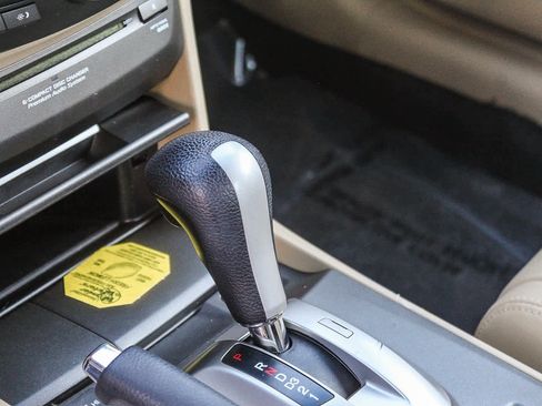 Used 2009 Honda Accord EX-L image 19