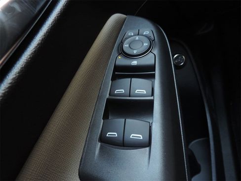 New 2026 Buick Envista Avenir image 21