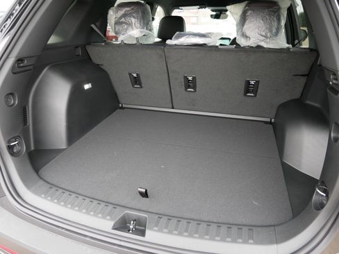 New 2026 Chevrolet Equinox RS w/ Safety and Technology Package image 10