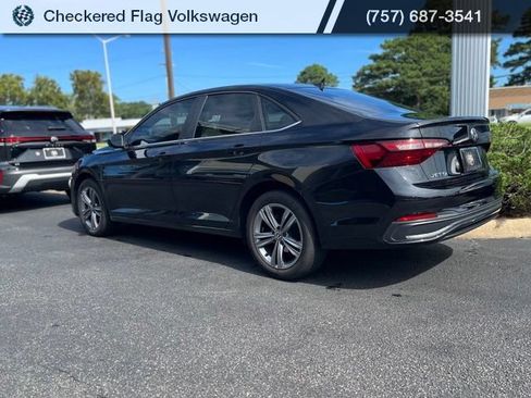 Used 2022 Volkswagen Jetta SE FWD image 7