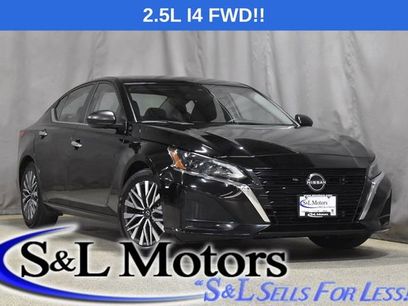 Used 2024 Nissan Altima 2.5 SV