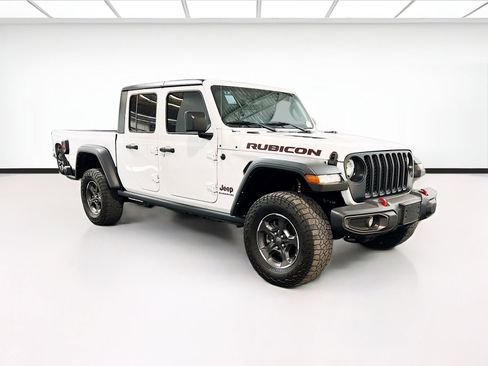 Used 2022 Jeep Gladiator Rubicon image 2