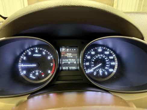 Used 2017 Hyundai Santa Fe Sport image 32