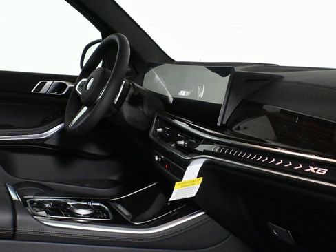 New 2026 BMW X5 xDrive40i w/ M Sport Package image 35
