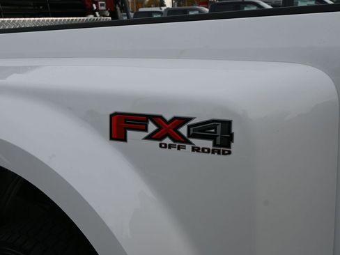 Used 2022 Ford F450 Platinum w/ FX4 Off-Road Package image 4