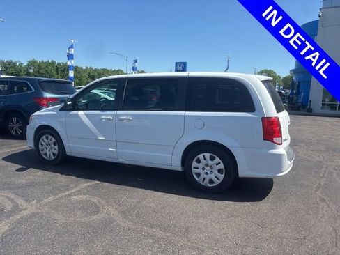 Used 2015 Dodge Grand Caravan SE w/ Quick Order Package 29E SE FWD image 9