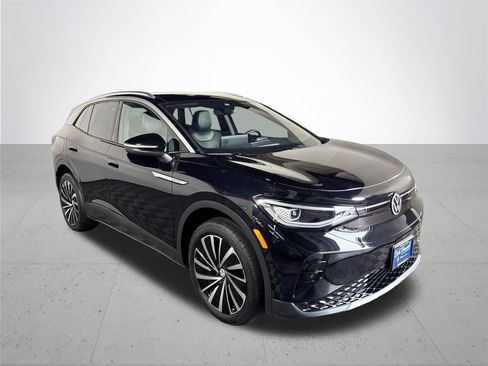 Certified 2023 Volkswagen ID.4 Pro S Plus AWD/4WD image 6