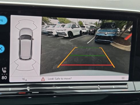 Used 2024 Volkswagen Atlas SE w/ Panoramic Sunroof Package image 20