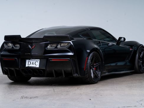 Used 2019 Chevrolet Corvette Z06 RWD image 7