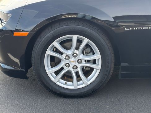 Used 2014 Chevrolet Camaro LT RWD image 6