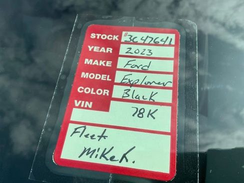 Used 2023 Ford Explorer XLT w/ Equipment Group 202A AWD/4WD image 36