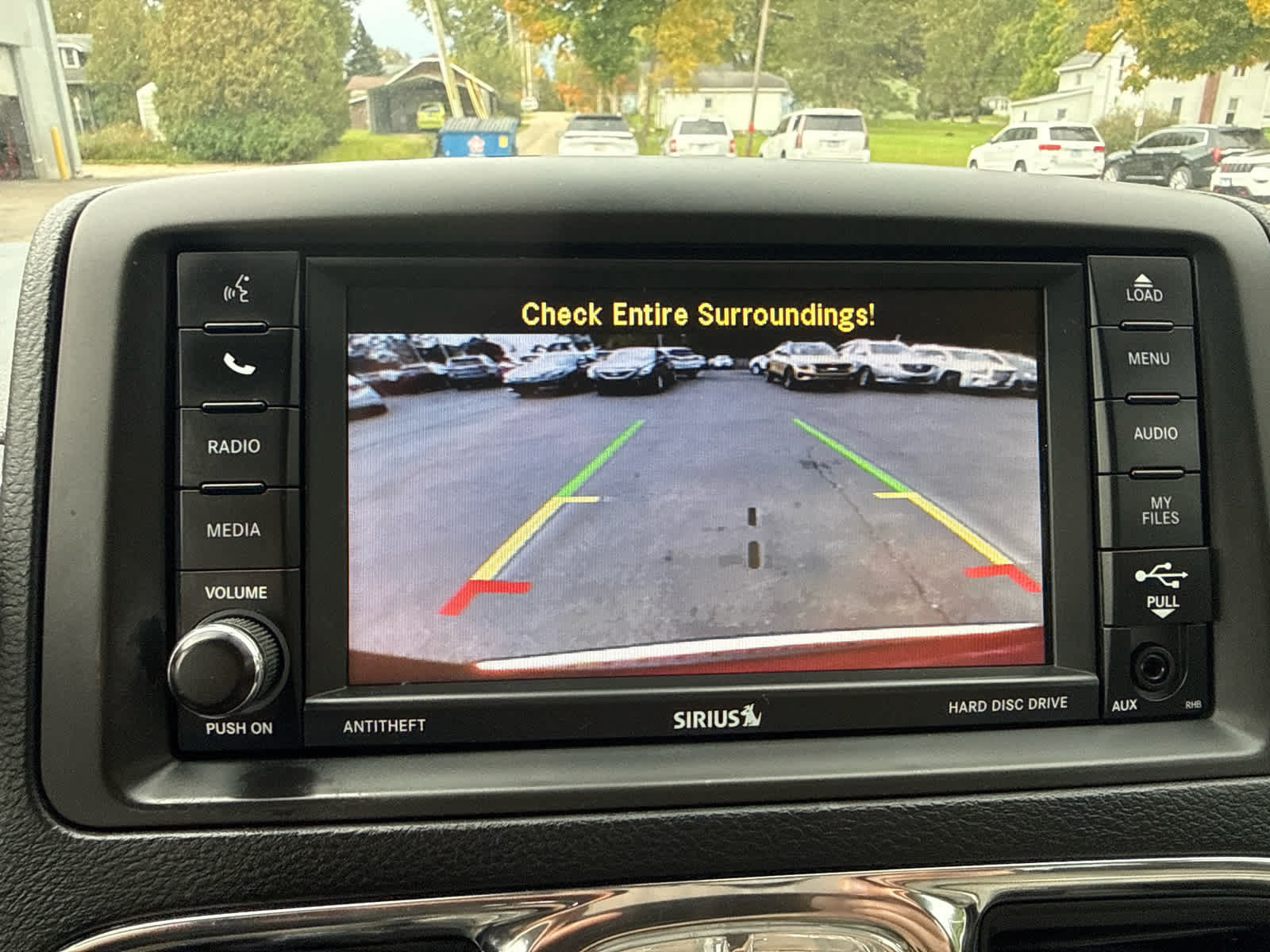 Used 2015 Chrysler Town & Country Touring-L w/ Driver Convenience Group FWD image 26