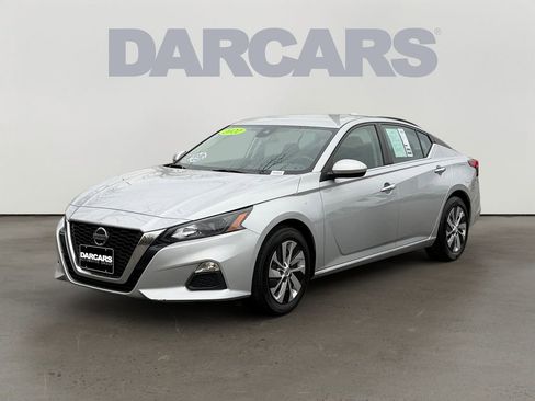 Used 2022 Nissan Altima 2.5 S image 3