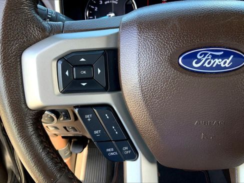 Used 2022 Ford F250 King Ranch w/ King Ranch Ultimate Package AWD/4WD image 22
