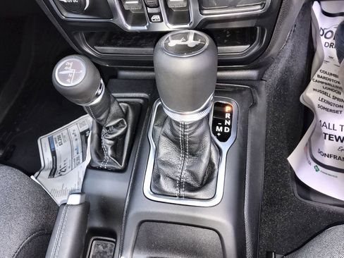 New 2026 Jeep Wrangler Unlimited Sport w/ Convenience Group image 18