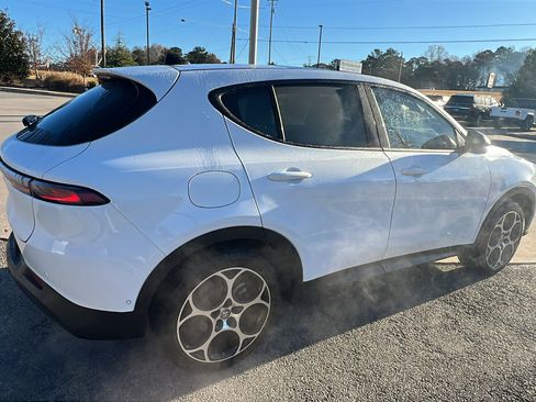 Used 2024 Alfa Romeo Tonale Sprint image 8