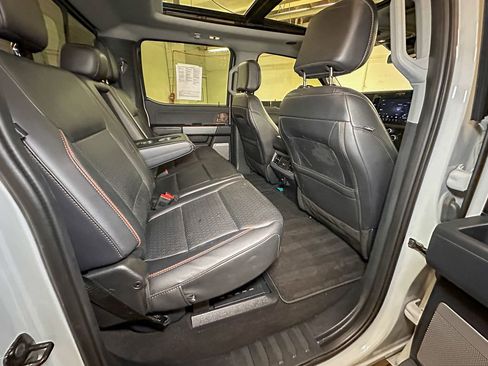 Certified 2025 Ford F250 Lariat w/ Lariat Ultimate Package AWD/4WD image 29