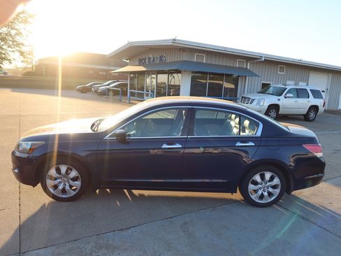 Used 2009 Honda Accord EX-L image 7