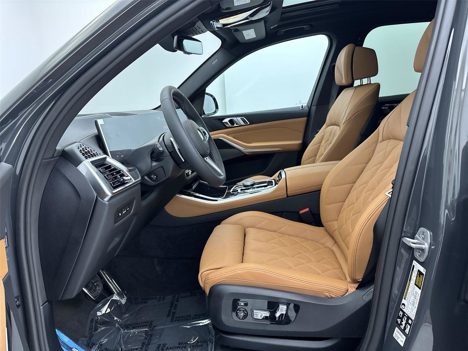 New 2026 BMW X5 M60i w/ Climate Comfort Package AWD/4WD image 25