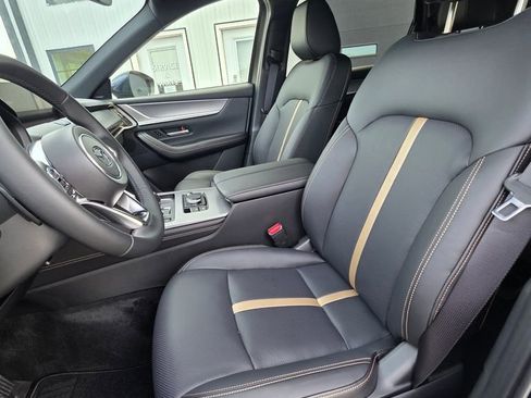 New 2025 MAZDA CX-90 3.3 Turbo w/ Premium Plus Pkg image 11