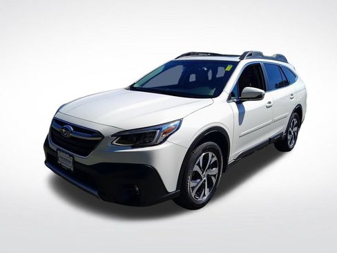 Used 2020 Subaru Outback Limited AWD/4WD image 3