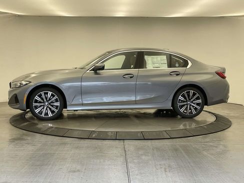 New 2026 BMW 330i xDrive Sedan w/ Convenience Package AWD/4WD image 2