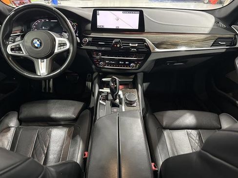 Used 2020 BMW M550i xDrive image 20