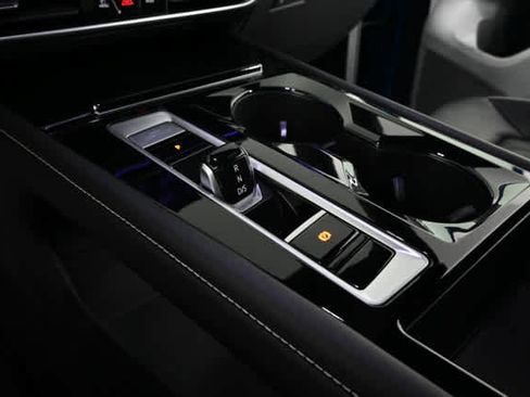 Used 2024 Volkswagen Atlas Cross Sport SEL Premium R-Line image 31