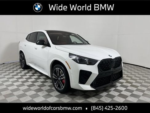 New 2025 BMW X2 xDrive28i w/ Premium Package image 1