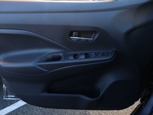 New 2025 Nissan Versa SV image 22