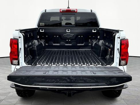 Used 2025 Chevrolet Colorado Trail Boss image 8