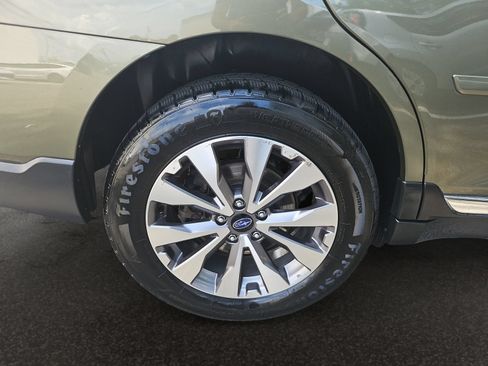 Used 2019 Subaru Outback 3.6R Touring AWD/4WD image 41