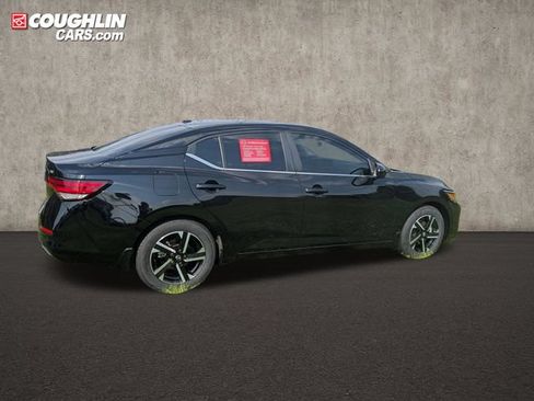 Certified 2024 Nissan Sentra SV FWD image 8