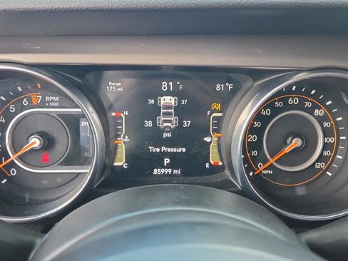 Used 2020 Jeep Wrangler Unlimited Sport S AWD/4WD image 25