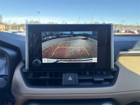Used 2024 Toyota RAV4 XLE w/ Convenience Package image 19