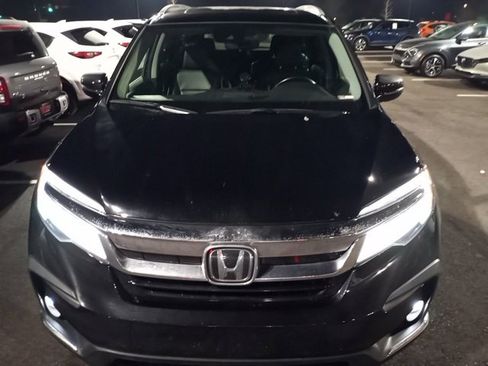 Used 2022 Honda Pilot Touring image 8