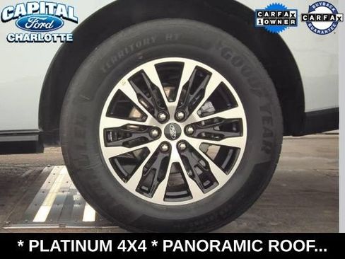 Used 2025 Ford Expedition Platinum AWD/4WD image 12
