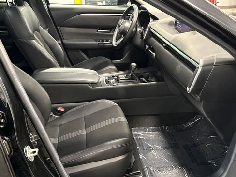 Certified 2025 MAZDA CX-50 AWD 2.5 S w/ Preferred Package image 15