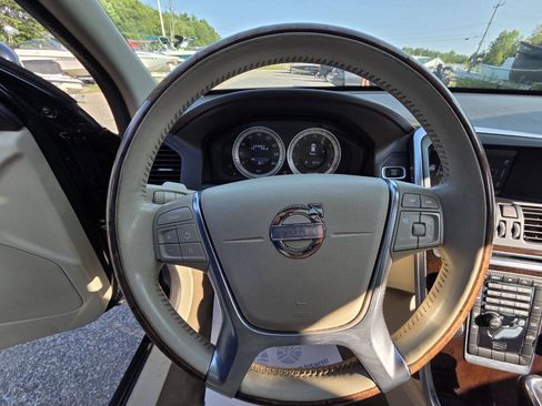 Used 2013 Volvo XC60 3.2 AWD/4WD image 24