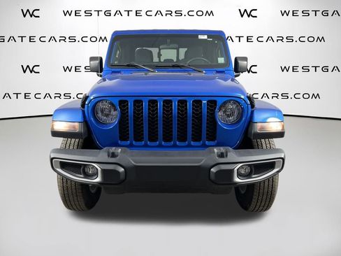 Used 2023 Jeep Gladiator Sport image 2