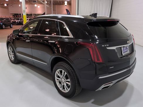 Used 2020 Cadillac XT5 Premium Luxury w/ LPO, Floor Liner Package AWD/4WD image 5