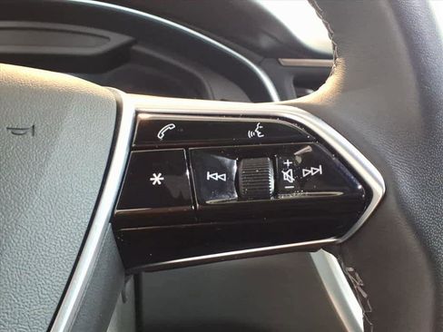 Used 2023 Audi A6 Premium Plus w/ Premium Plus Package AWD/4WD image 16