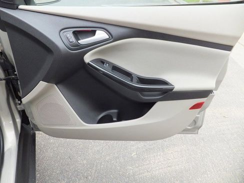 Used 2015 Ford Focus Electric Hatchback image 17