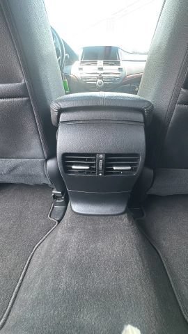 Used 2011 Honda Crosstour EX-L image 16