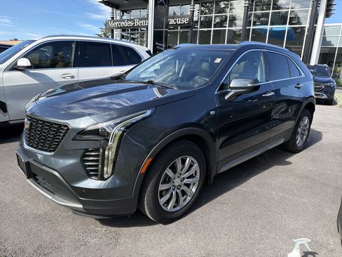 Used 2021 Cadillac XT4 Premium Luxury AWD/4WD image 4