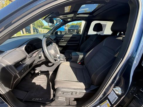 Used 2023 Honda CR-V Sport image 9