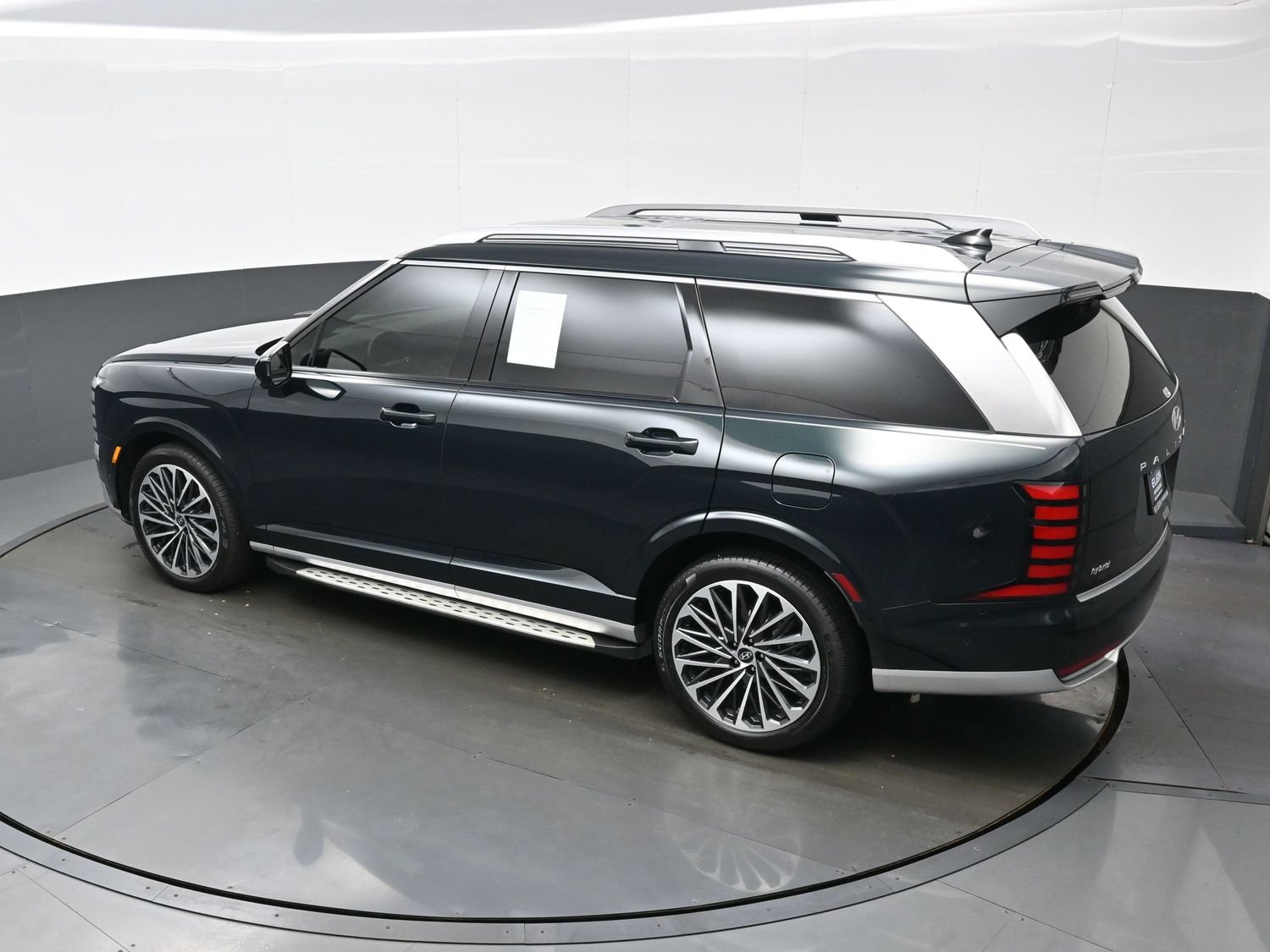 Certified 2026 Hyundai Palisade Calligraphy AWD/4WD image 37