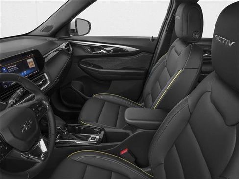 New 2026 Chevrolet TrailBlazer ACTIV FWD image 6