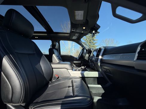 Used 2020 Ford F350 Lariat w/ Lariat Ultimate Package image 36